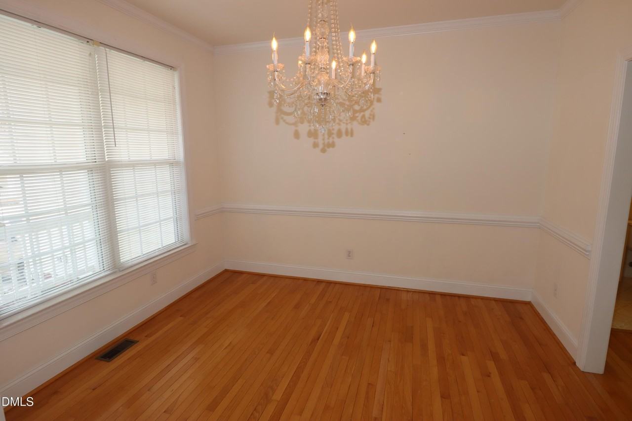 3319 Swinford Ct - Photo 3 of 18