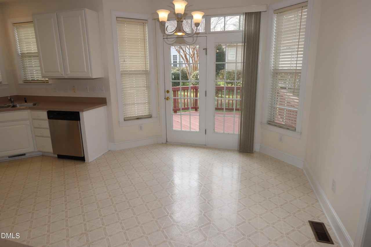 3319 Swinford Ct - Photo 6 of 18