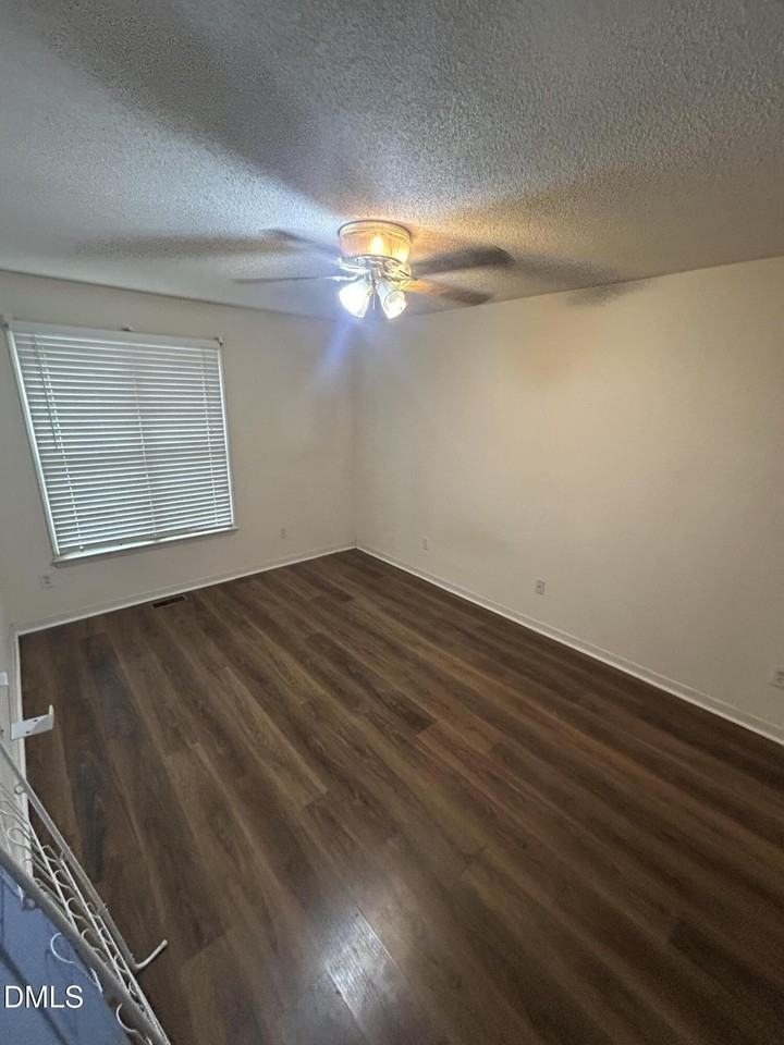 1506 Oakland Hills Way - Photo 6 of 13