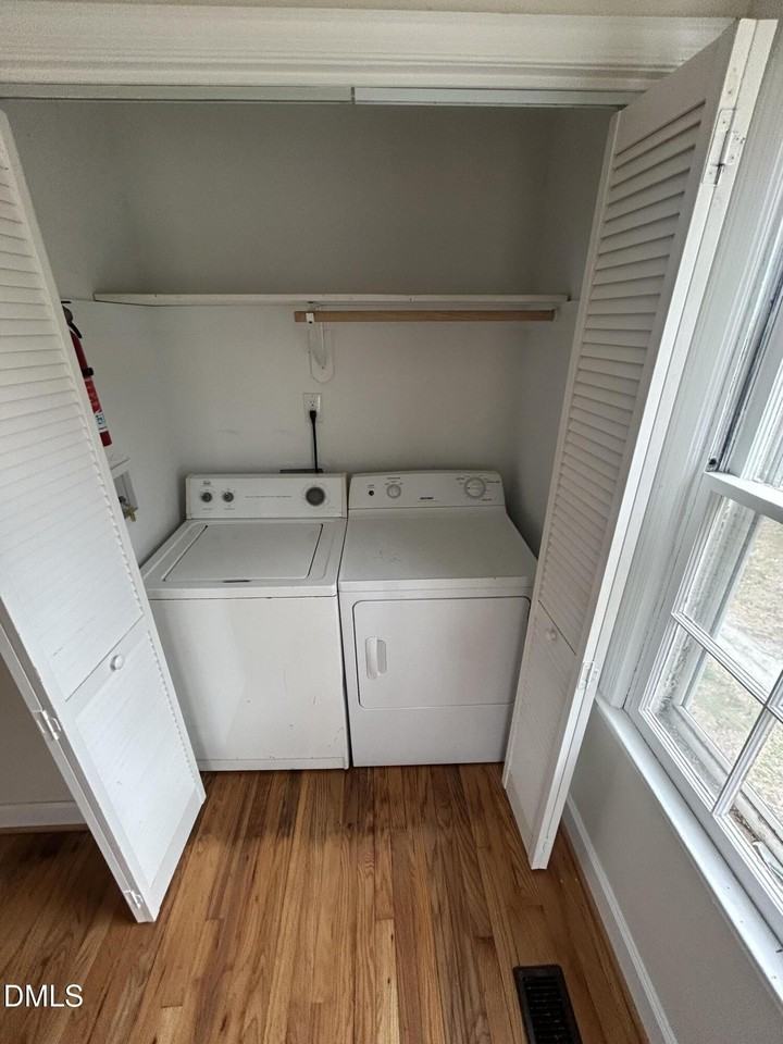 2736 Layden St - Photo 5 of 13