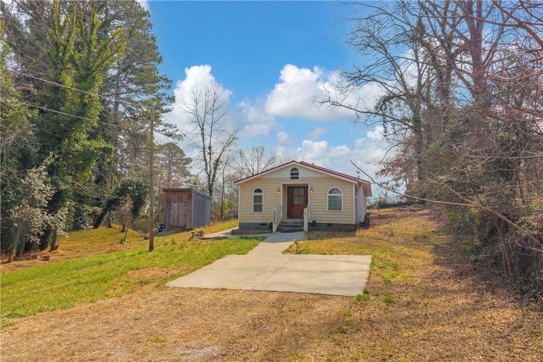 307 Moore Ave - Photo 2 of 50