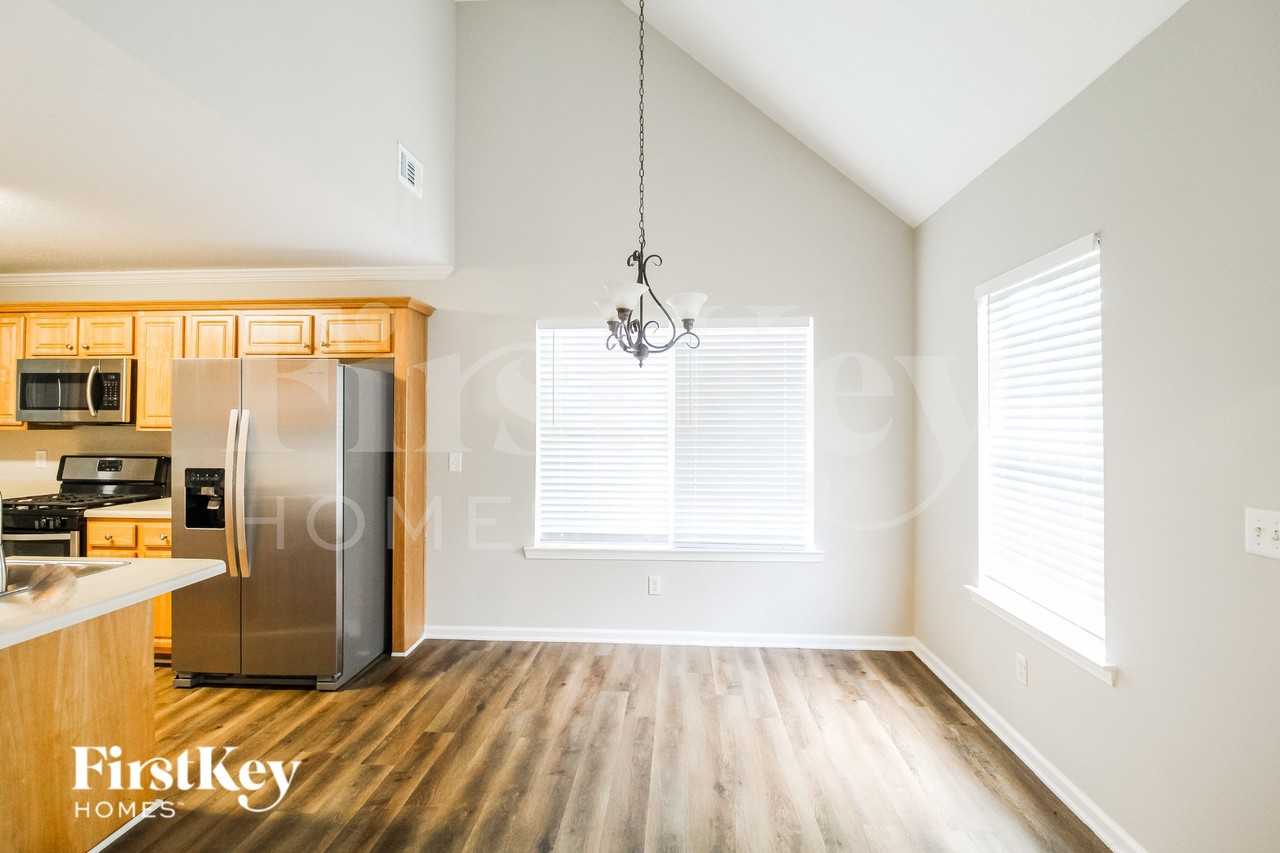 9005 Brookhurst Trl - Photo 4 of 16