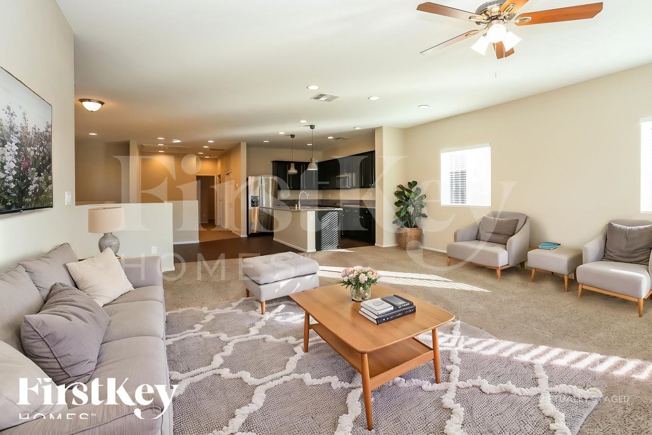 8288 Nebula Cloud Ave - Photo 3 of 18