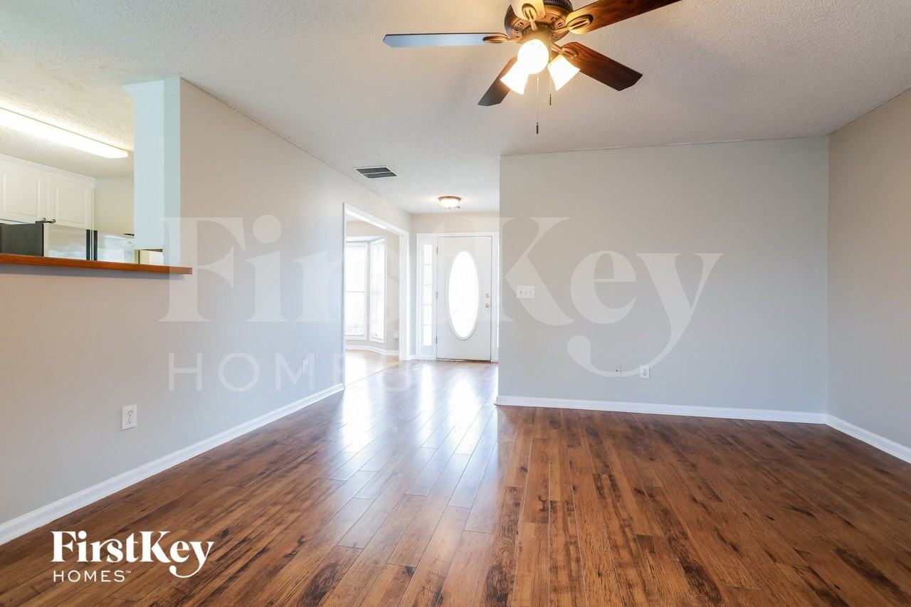 148 Bellingrath Dr - Photo 2 of 15