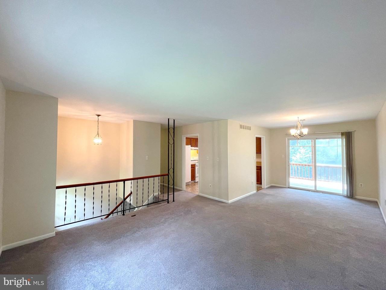 40865 Spring House Ln - Photo 2 of 33