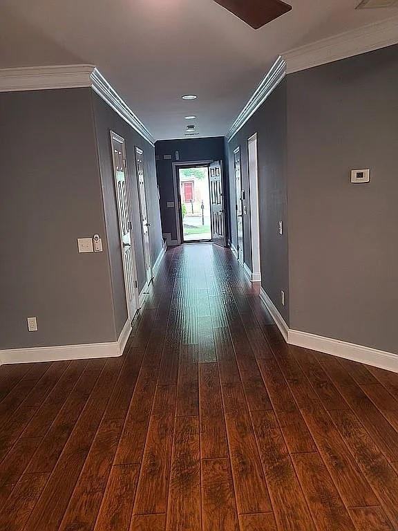 3185 Glenloch Pl - Photo 3 of 20