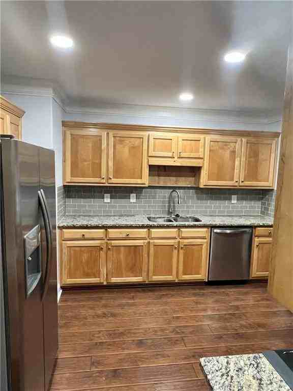 3185 Glenloch Pl - Photo 6 of 20