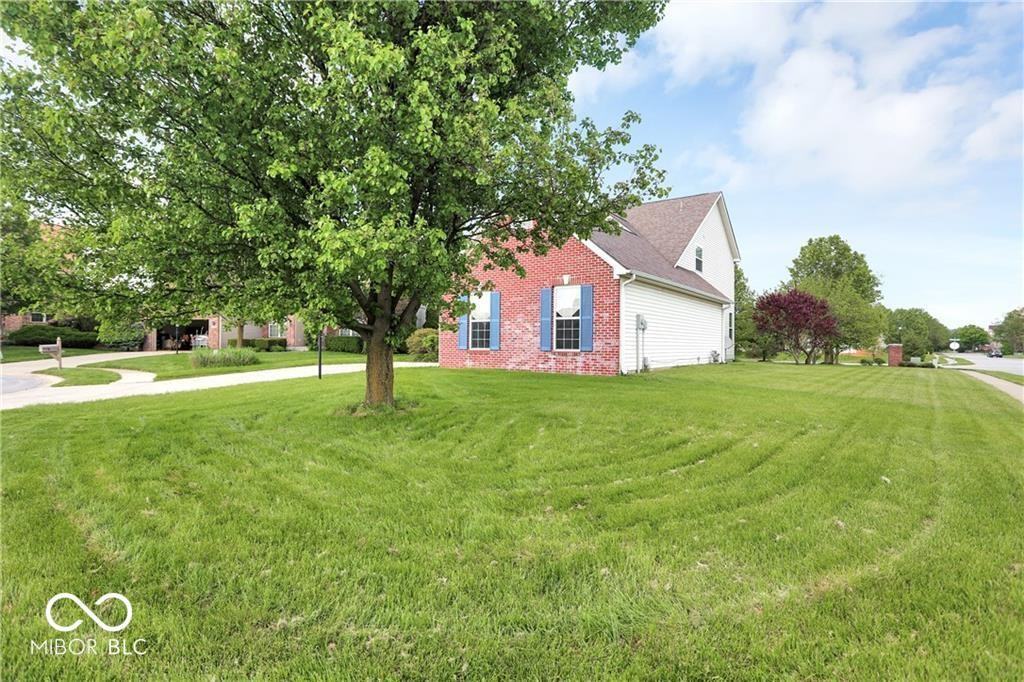 13441 Spicebush Ct - Photo 3 of 25