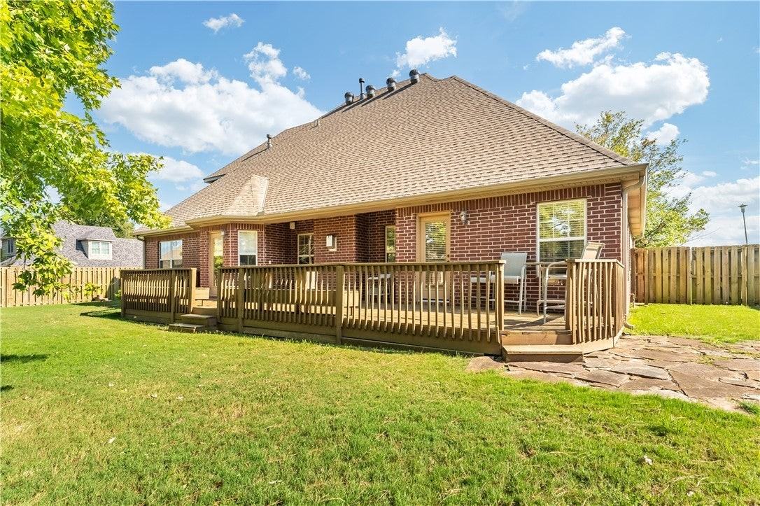 4103 Se 3rd St - Photo 4 of 32