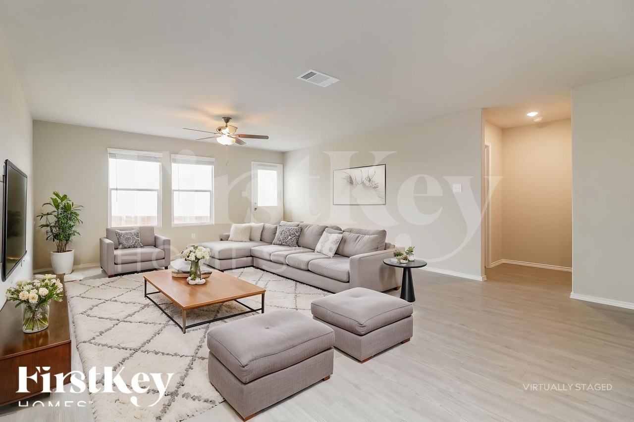 13124 Thyme Way - Photo 4 of 18