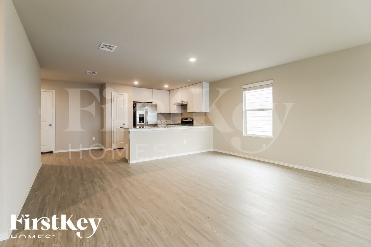 13124 Thyme Way - Photo 6 of 18