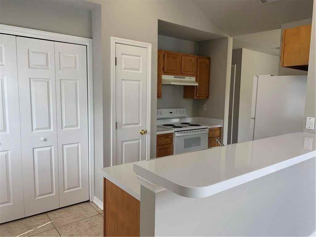 313 3rd St - Photo 5 of 33