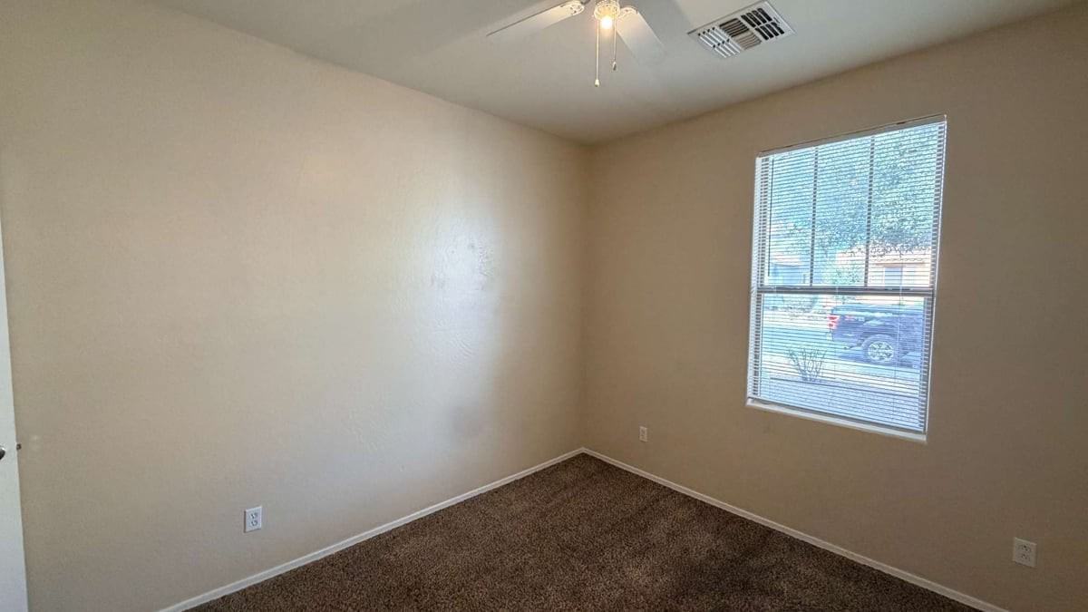 2739 E Canyon Creek Dr - Photo 6 of 46