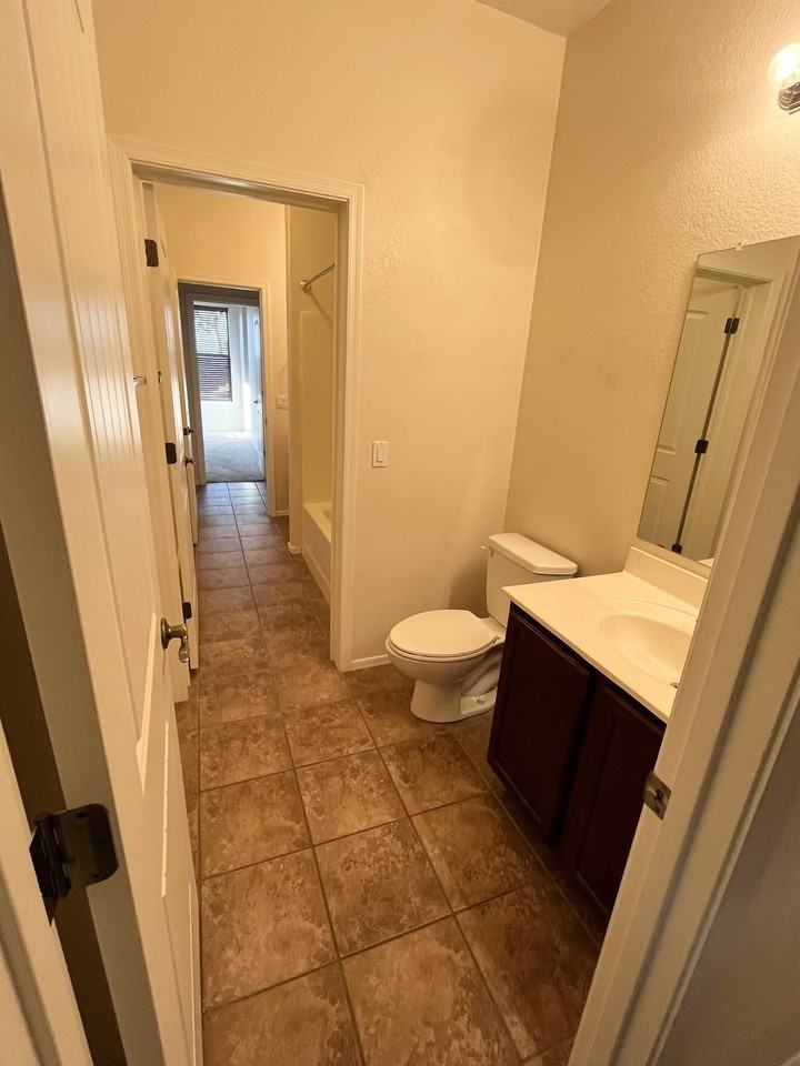 36414 W Barcelona Ln - Photo 3 of 27