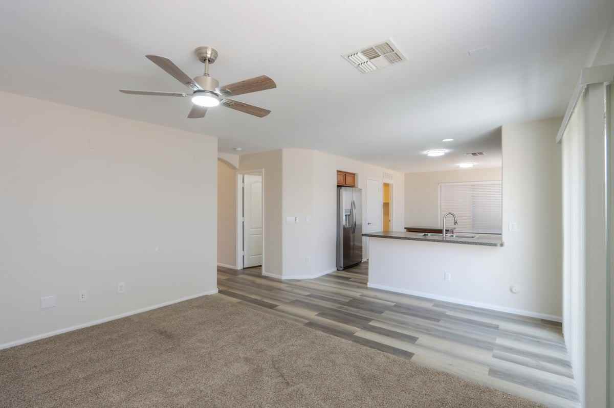 40402 W Hayden Dr - Photo 3 of 37