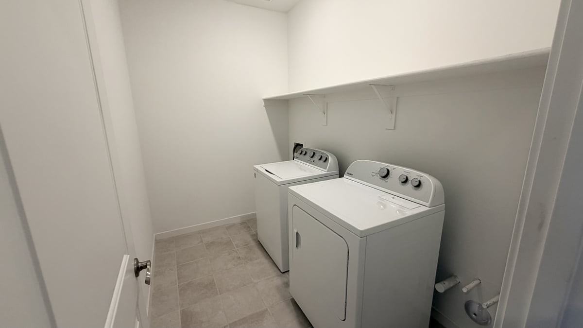 41570 W Dusty Creek Dr - Photo 5 of 16