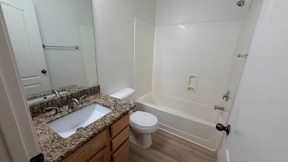 41716 W Sunland Dr - Photo 7 of 15