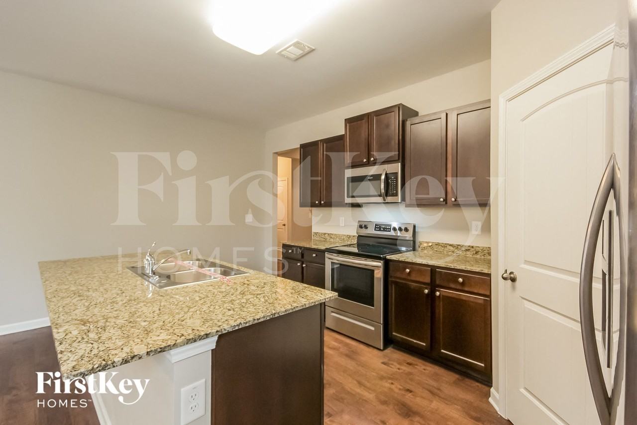 203 Hayes Park Dr - Photo 7 of 15