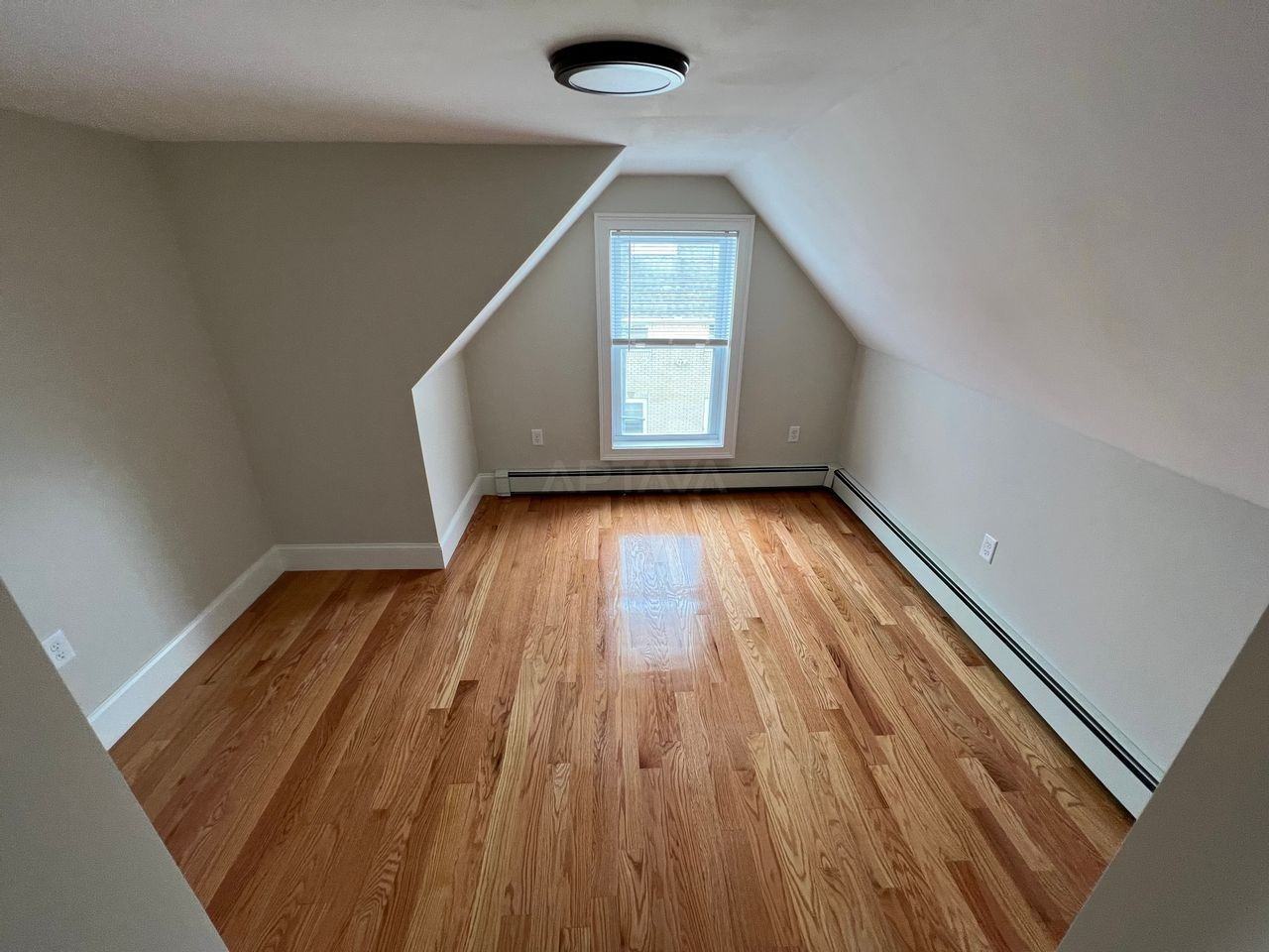 20 Newbern Ave #1 - Photo 4 of 7