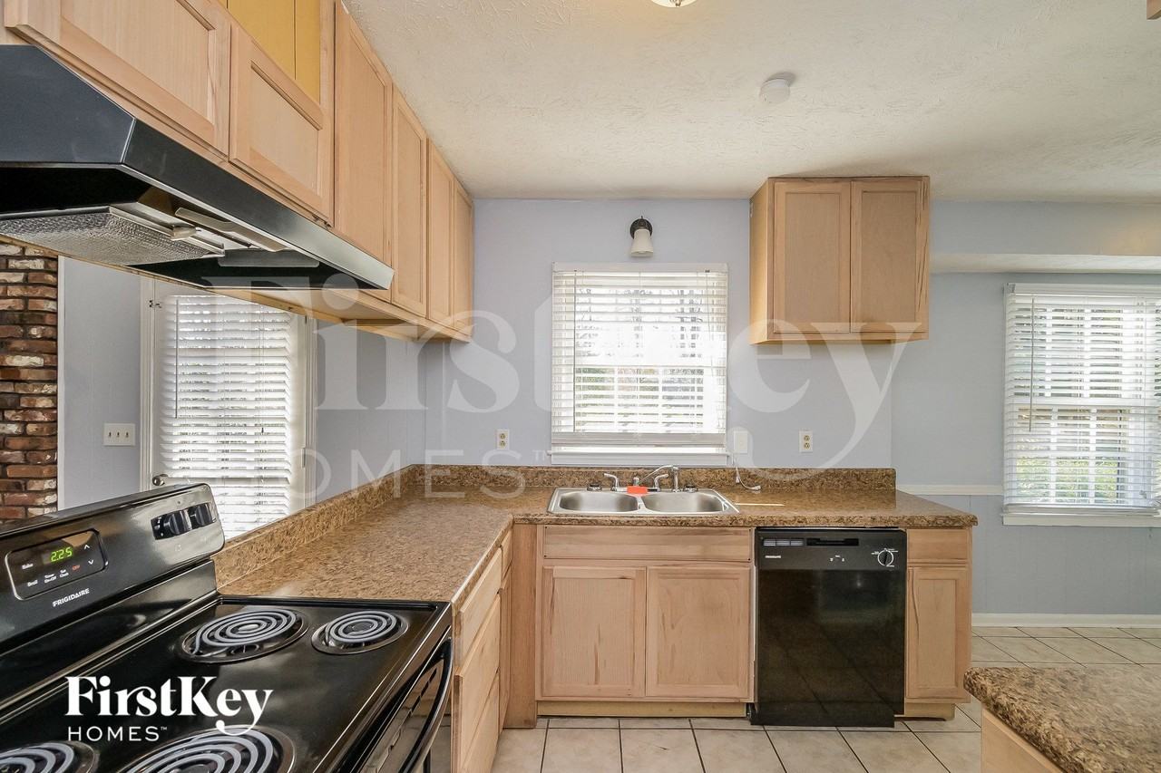 195 King David Dr Sw - Photo 6 of 14