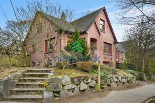 8216 Dayton Ave N - Photo 1 of 1