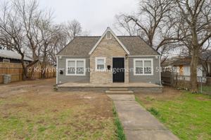 featured image of 2715 E Haskell St