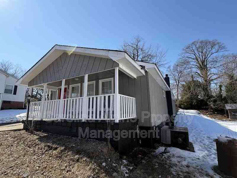 510 Ridgecrest Dr - Photo 3 of 25