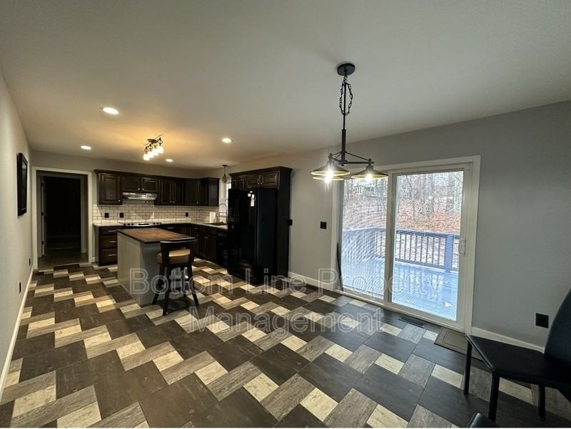 404 Wood Run - Photo 6 of 13