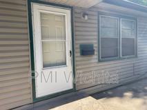 1907 N Jeanette Ave - Photo 1 of 1