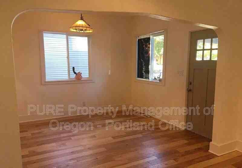 8717 N Curtis Ave - Photo 5 of 13