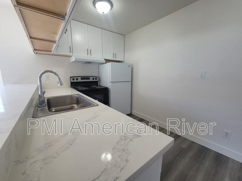 75 Nedra Ct #4 - Photo 6 of 13