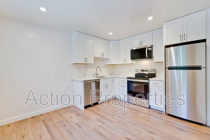 2186 Carlmont Dr #7 - Photo 5 of 12