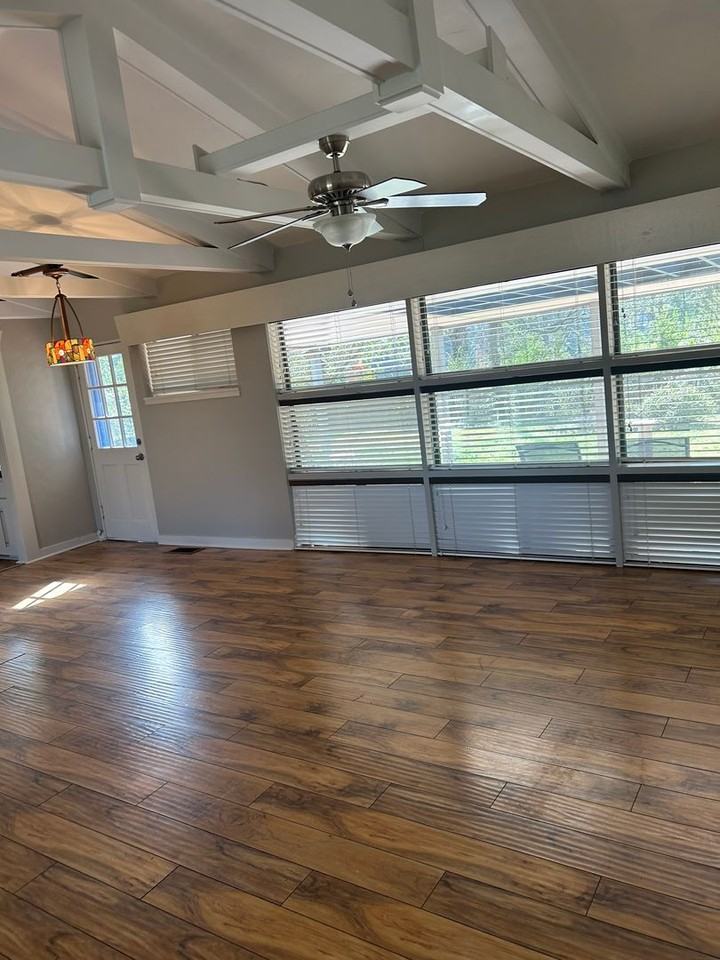 4207 Lochridge Rd - Photo 6 of 31