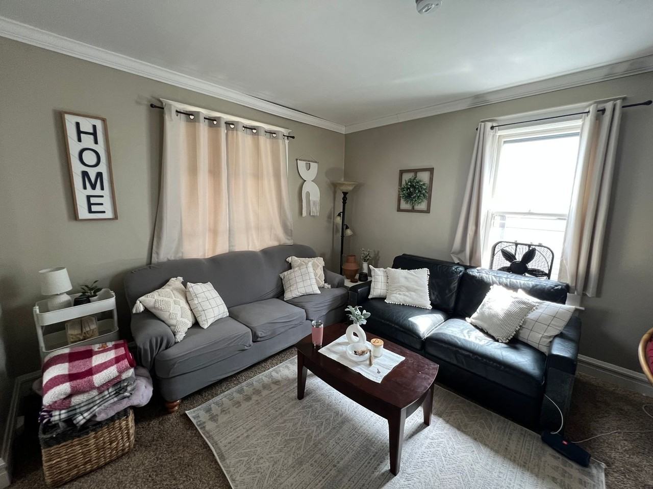 421 N 13th Ave E - Photo 5 of 20