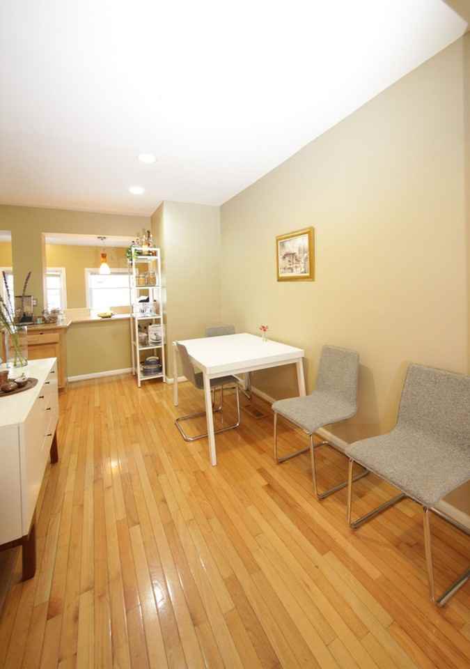 2309 3rd St Ne ##Ne - Photo 4 of 21