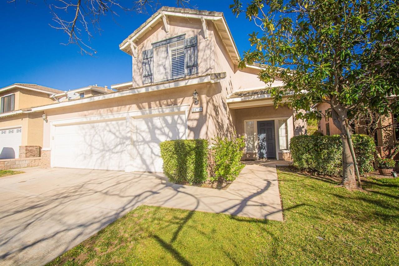 14736 Nova Scotia Dr - Photo 2 of 19