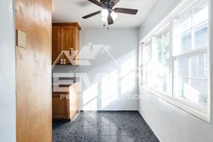 featured image of 728 S Ferris Ave