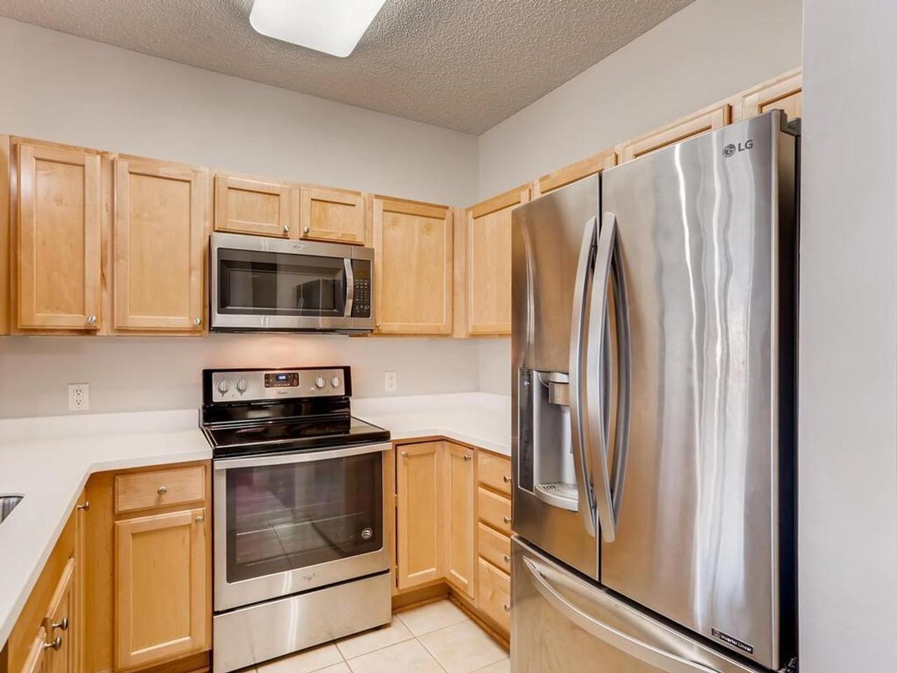 6836 Meadow Grass Ln S - Photo 3 of 5