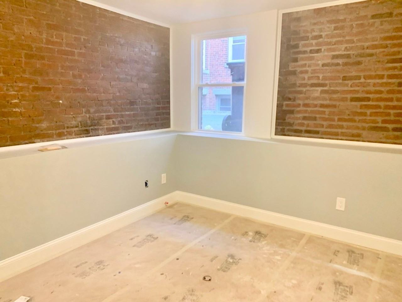 176 Kelton St - Photo 3 of 10