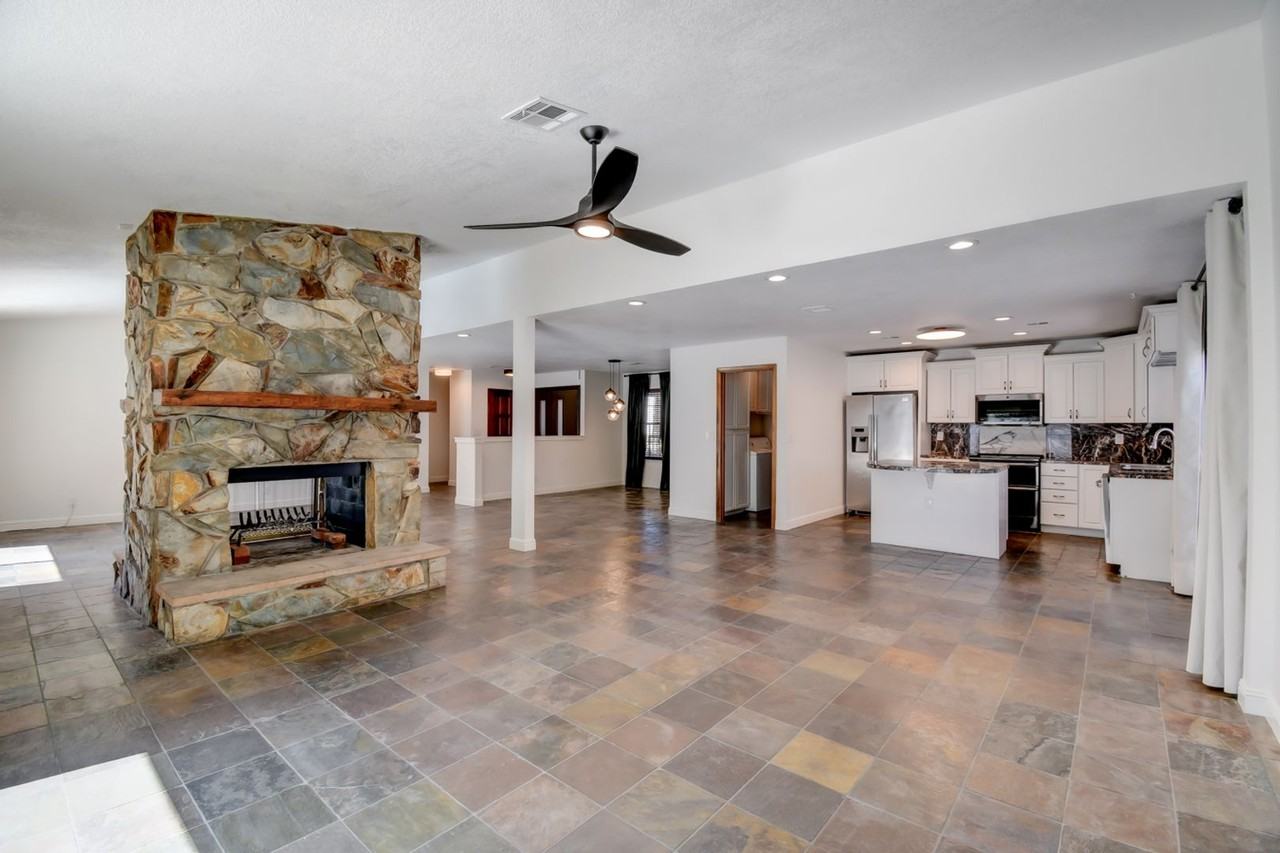 1651 Chippewa Dr - Photo 5 of 17