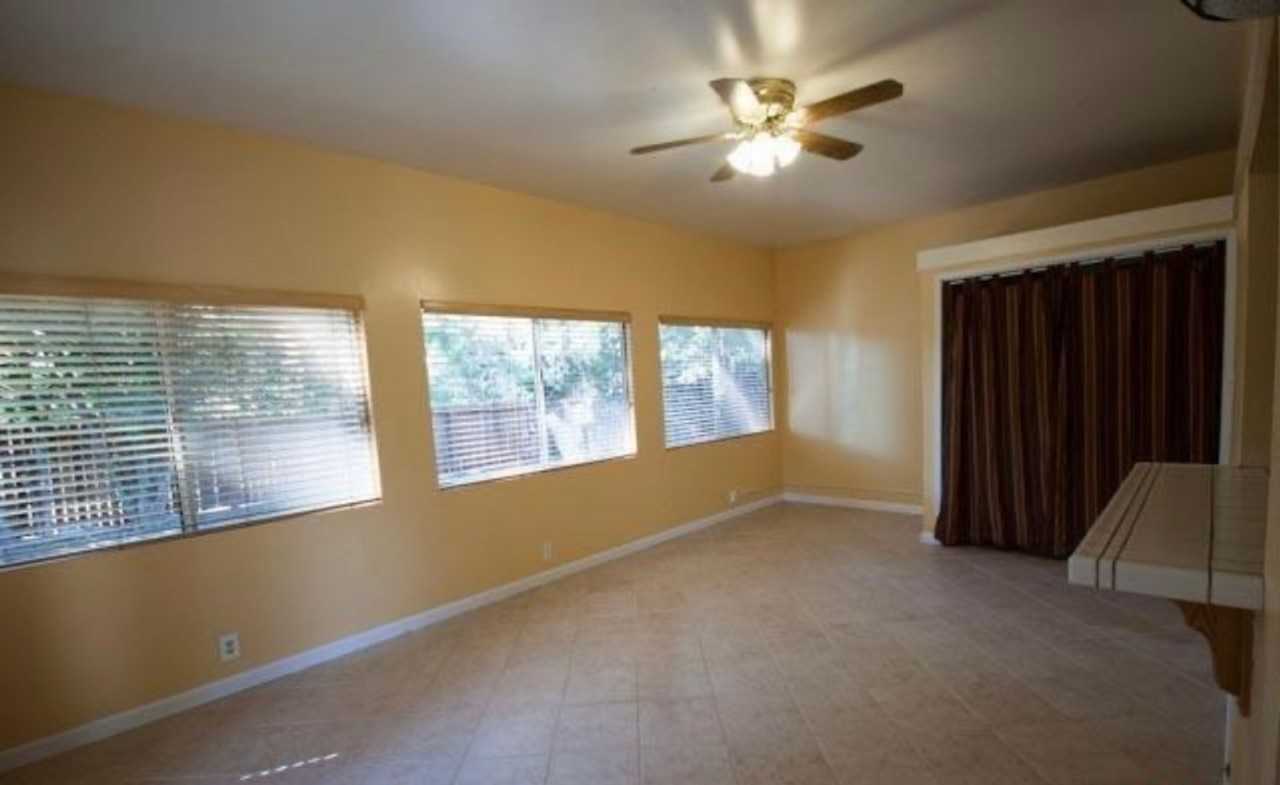 645 Bolen Dr - Photo 6 of 15