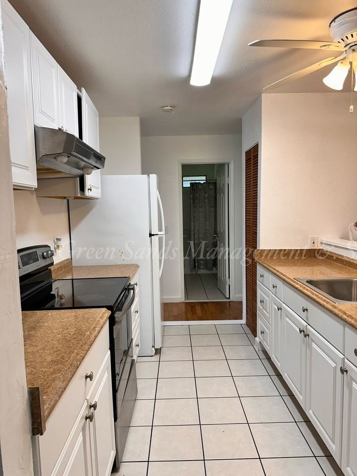 15-1957 11th Ave - Photo 4 of 14