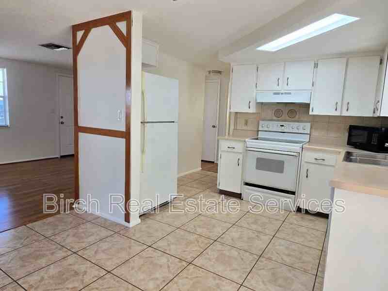 3136 Elkridge Dr - Photo 5 of 16