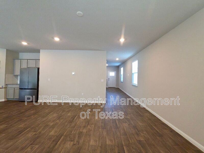 102 Oxbow Ter - Photo 3 of 26