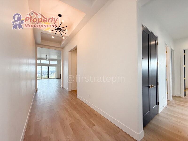 3024 E Parulo Dr - Photo 4 of 50