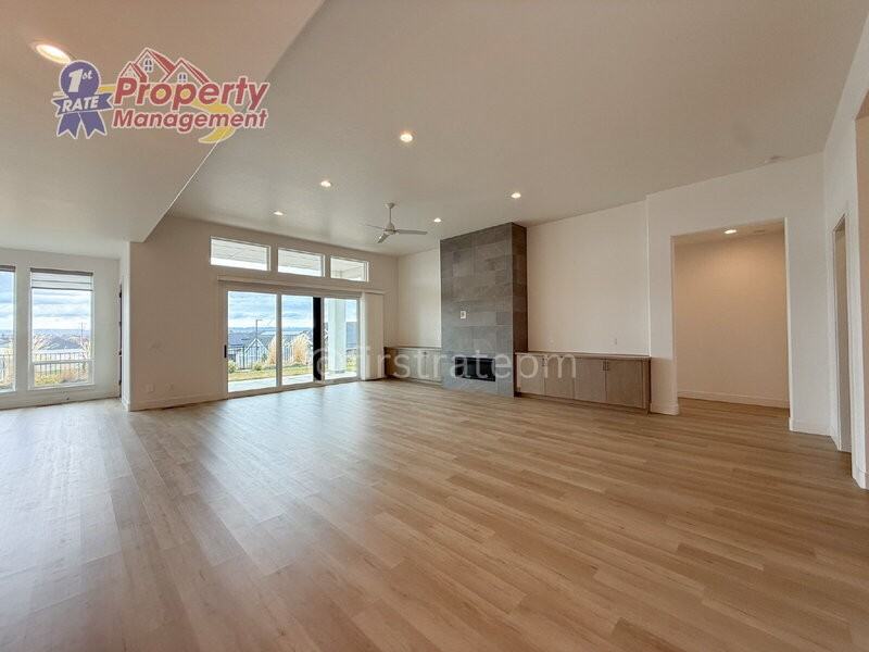 3024 E Parulo Dr - Photo 7 of 50