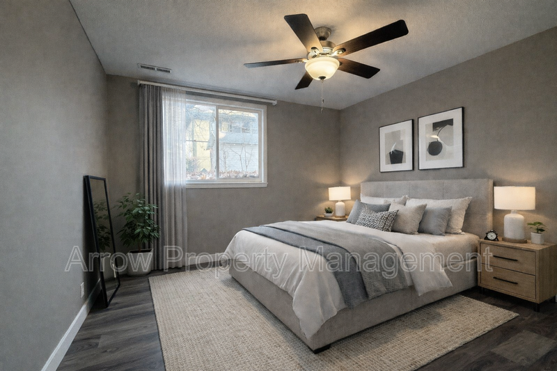 1027 A St #12 - Photo 4 of 8