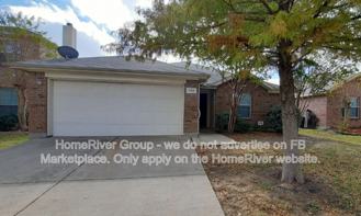 923 Pinebrook Dr - Photo 1 of 1