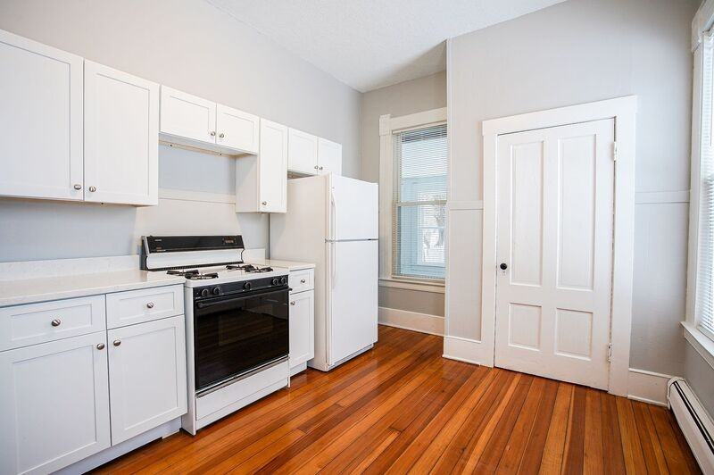 21 Day Ave #1R - Photo 5 of 13