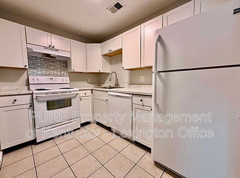 348 Redding Rd #5 - Photo 3 of 16